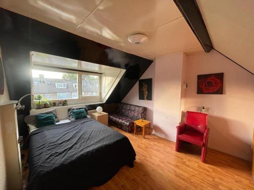 Big Room - Housity
