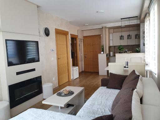 PlaninSKI Mir Lux - Housity