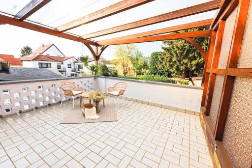 Spacious 6 Room Flat *Balcony & Terrace* - Housity