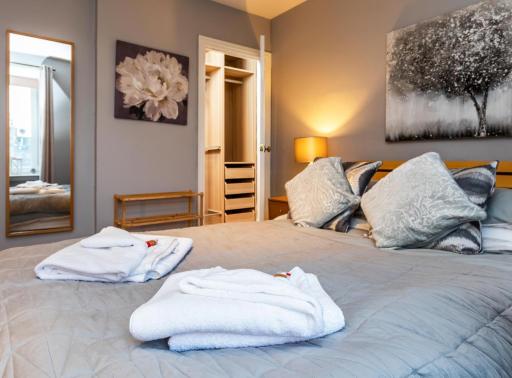 Modern Aberdeen City apartment free parking - Housity