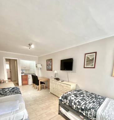 Rebeca Rooms - Housity