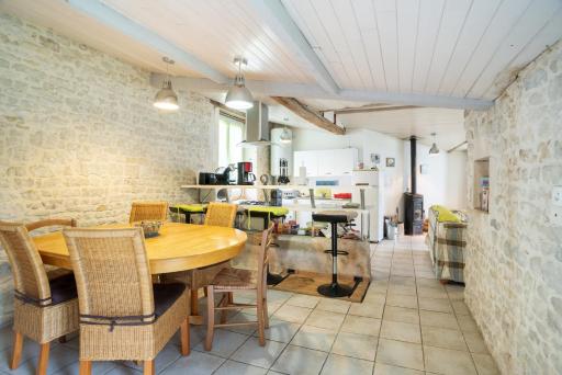 Maison charmante a La Bretonniere la Claye avec jardin clos - Housity
