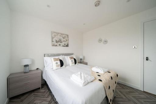 Links Loft -2 bed apartment minutes from Aberdeen beach - Housity