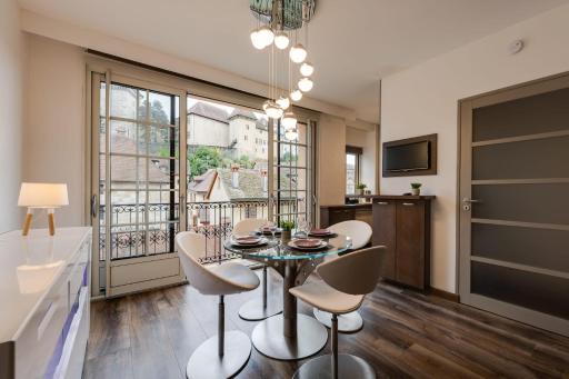 Studio Suite Annecy - Vue sur le château climatisation - Housity