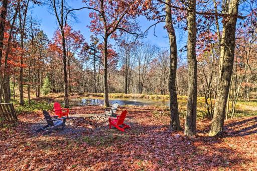 Hike, Fish and Unwind Albrightsville Cabin! - Housity
