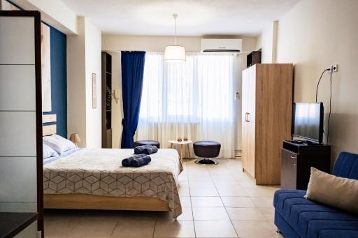 PARASIOU STUDIOS 107 διαμερίσματα στο κέντρο της πόλης - Housity