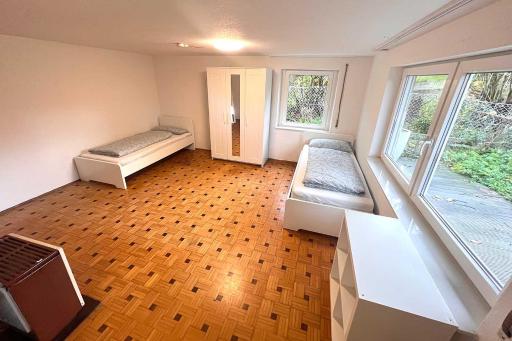 Spacious & Cozy House on 2 Floors - Housity