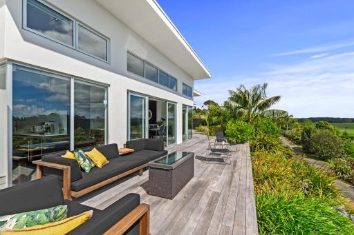 Fairway Views - Kerikeri Holiday Home - Housity