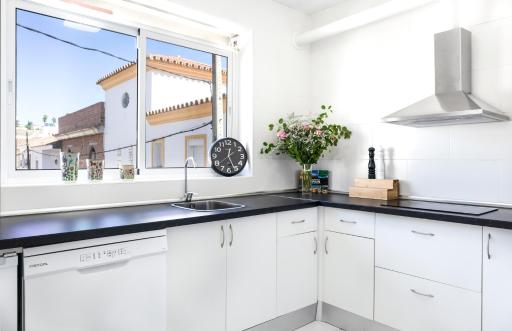 Lovely 2-bedroom home in Pueblo Nuevo de Guadiaro - Housity