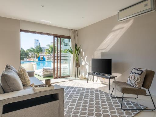 Sanders Aqua Park Resort - Precious 3-Bedroom Holiday Home With Shared Pool - Housity