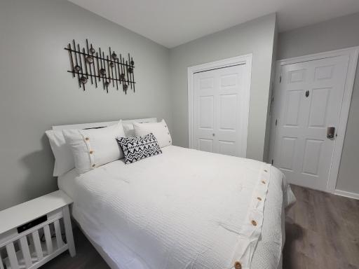 Twin Two- 120 - Housity