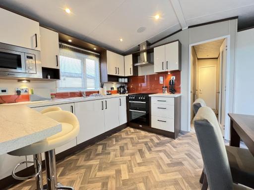 Stewarts Resort Lodge 32 - Housity