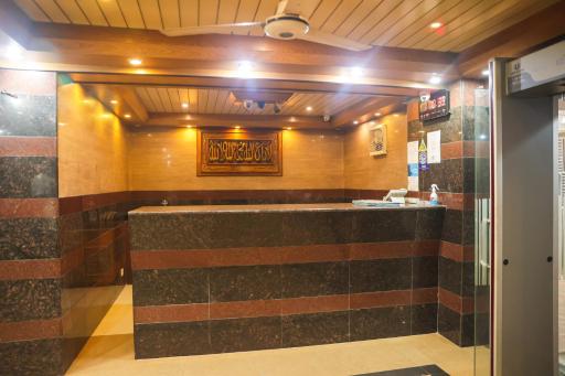 Ali International Hotel - Housity