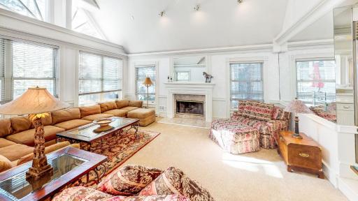 West End Splendor by Snowmass Vacations - Housity