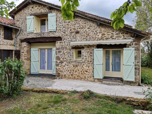 Gîte Suaux, 4 pièces, 6 personnes - FR-1-653-128 - Housity