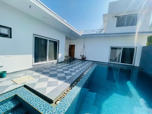 Villa Hillside - Housity