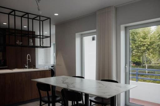 Lucy's House - Housity