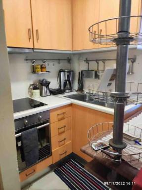 Spacious private rooftop studio, mountain and sea view - Housity
