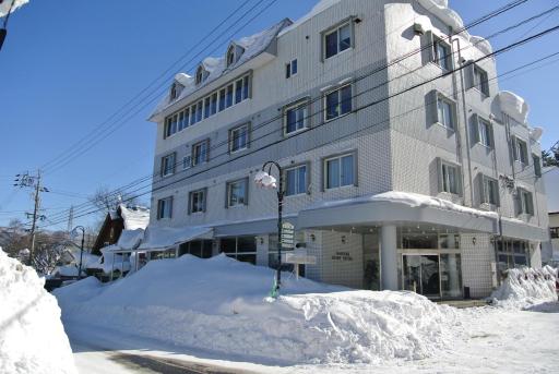 Hakuba Echo Hotel and Apartments - Housity