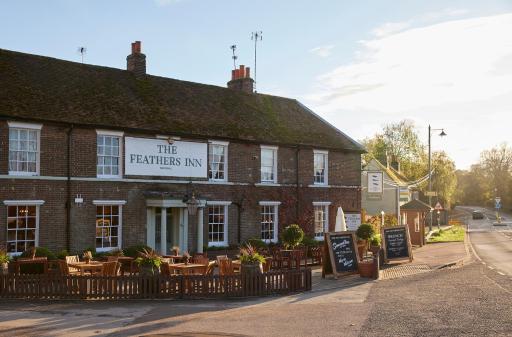 Feathers by Chef & Brewer Collection - Housity