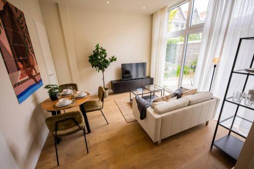 Classy Bedroom Serviced Apartment 54m2 -MST40C- - Housity