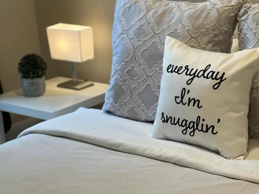 Loft  #1 in Hamilton, Queen Bed, Sleeps 4 - Housity