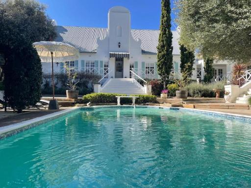 La Belle Guest House - Housity