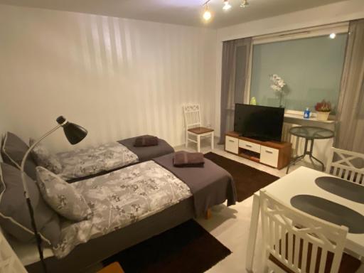 Koskentien yksiö - Housity