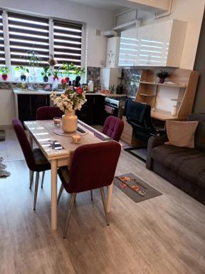 Apartament 2 camere cu parcare privata - Hizvo