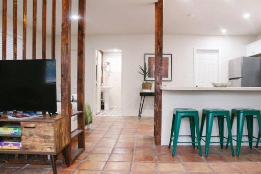 Charming Southwest Studio Blocks to Dntwn Tempe (A) - Housity