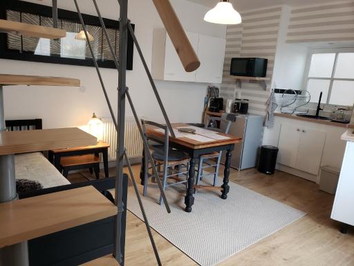 Logement central, calme, proche château et INSEAD - Housity