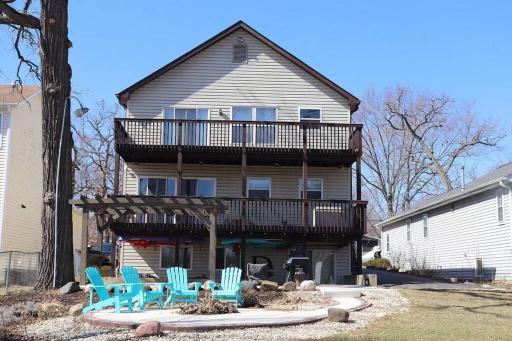 Rushmore Retreat Getaway - Housity