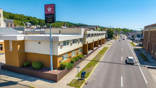 Magnuson Copper Crown - Housity