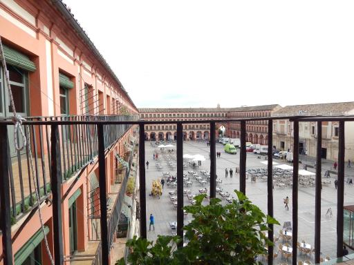 Hostel La Corredera - Housity
