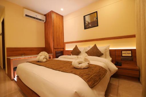 Hotel Kavery - Housity