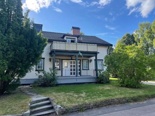 Large cozy villa between Stockholm and Oslo - Housity