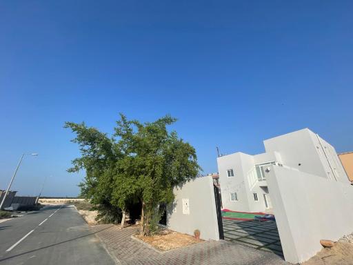 Dhakira Resort - Housity