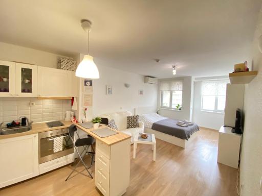 Molly's Apartment - Housity