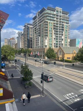 96 North Terrace Embassy Apartment - Housity