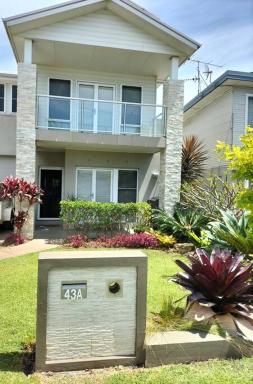 Surfmist Barrack Point - Housity