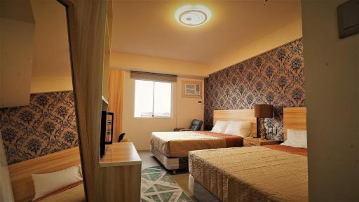 Relaxing Studio five in Bacolod across Ayala Mall - Housity