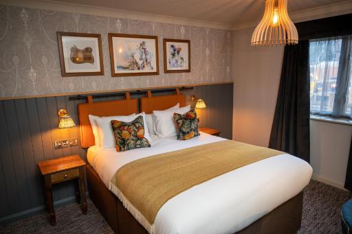 Ely Hotel by Chef & Brewer Collection - Housity