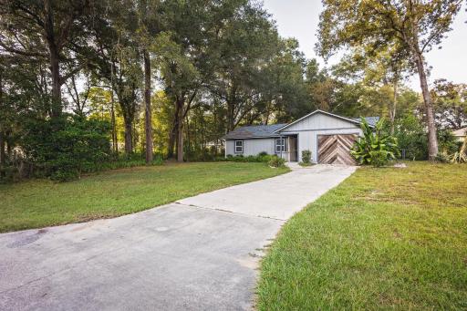 3 bed 2 bath fenced yard pet friendly great location 6 m from WEC - Housity
