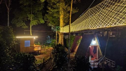 Penginapan segitiga 2 - Housity