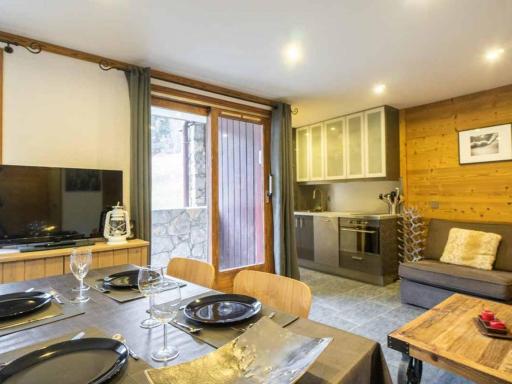 Bel appartement rénové, 4 pers, balcon, casier à skis - FR-1-291-865 - Housity