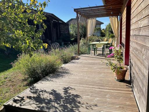 Petite maison en bois proche de Niort - Housity