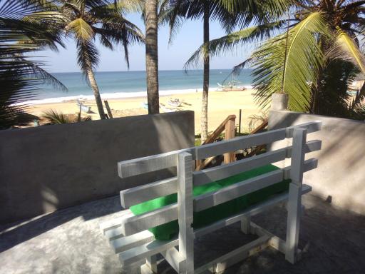 Uma Beach Home - Housity