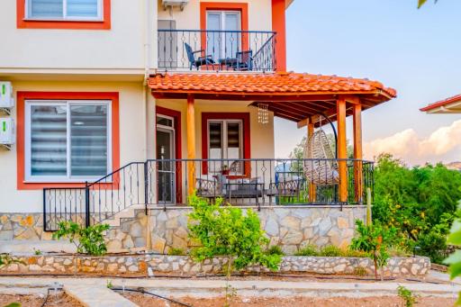 Villa with Shared Pool and Jacuzzi in Seydikemer - Housity