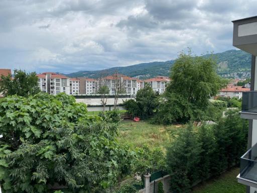 Lovely House with Balcony near Lake in Sapanca - Housity