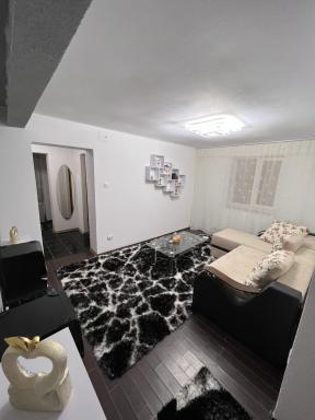 JAS APARTAMENT - Housity